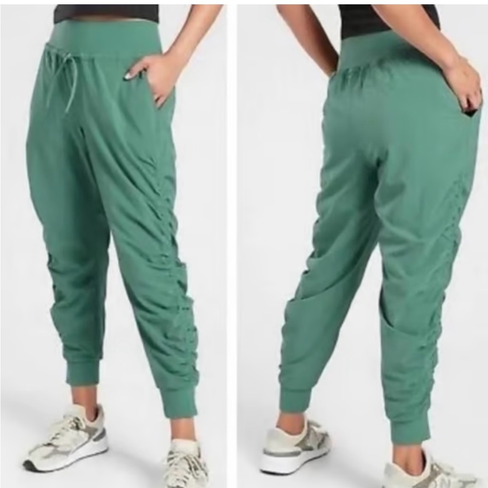 Athleta Attitude Lined Pants Size‎ 4T Athleisure Outdoors Hike High Rise Jogger